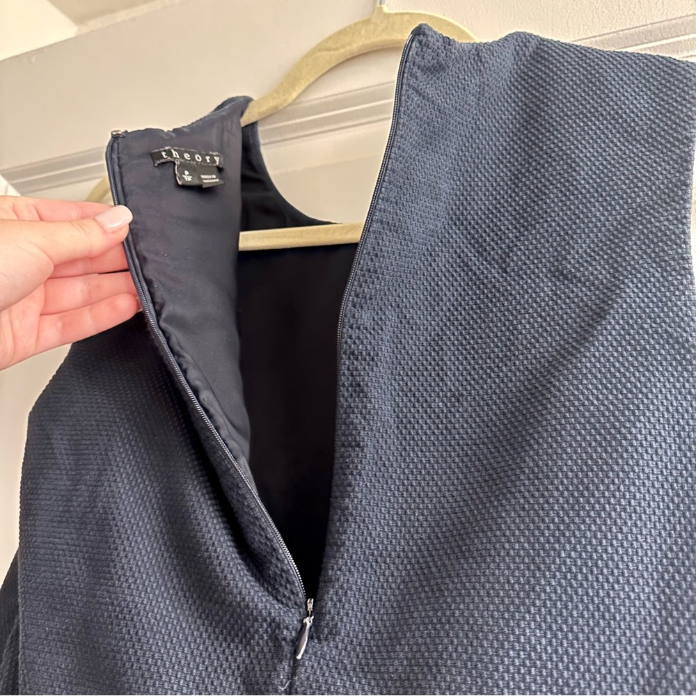 Theory Two In One Blouse - Picture 8 of 12